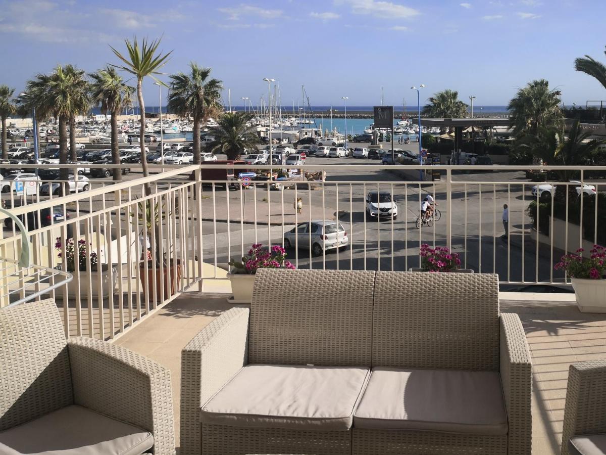 Casa Vacanze Marco Polo サン・レオーネ エクステリア 写真